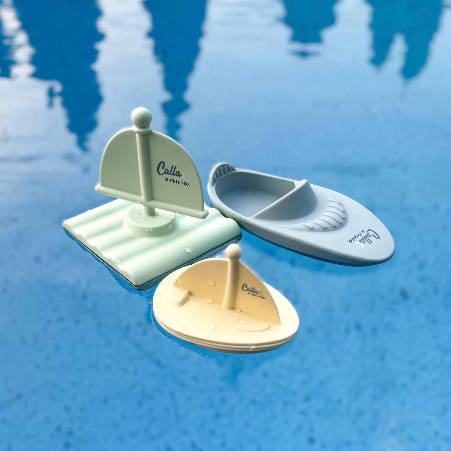 Ryder's Racing Bath Boats: Powder Blue / 1 year or older