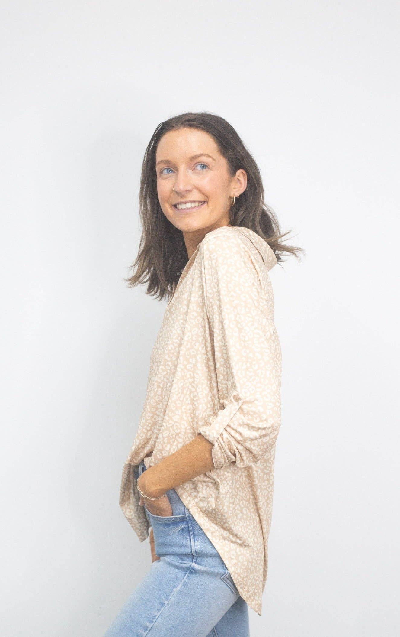 Gemma V-Neck Top, Tan Leopard: Leopard