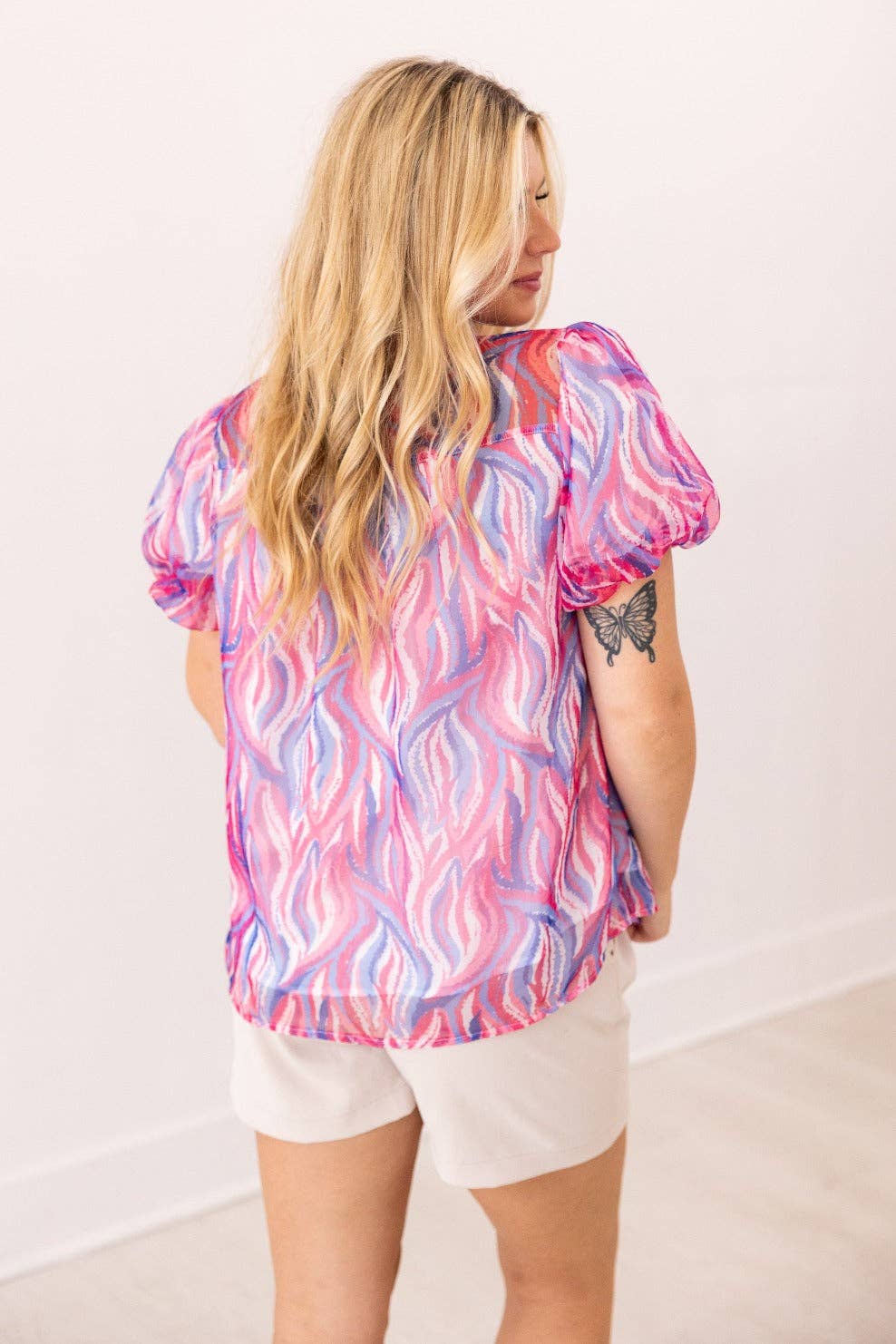 Abstract Stripe Puff Sleeve Blouse: Multi