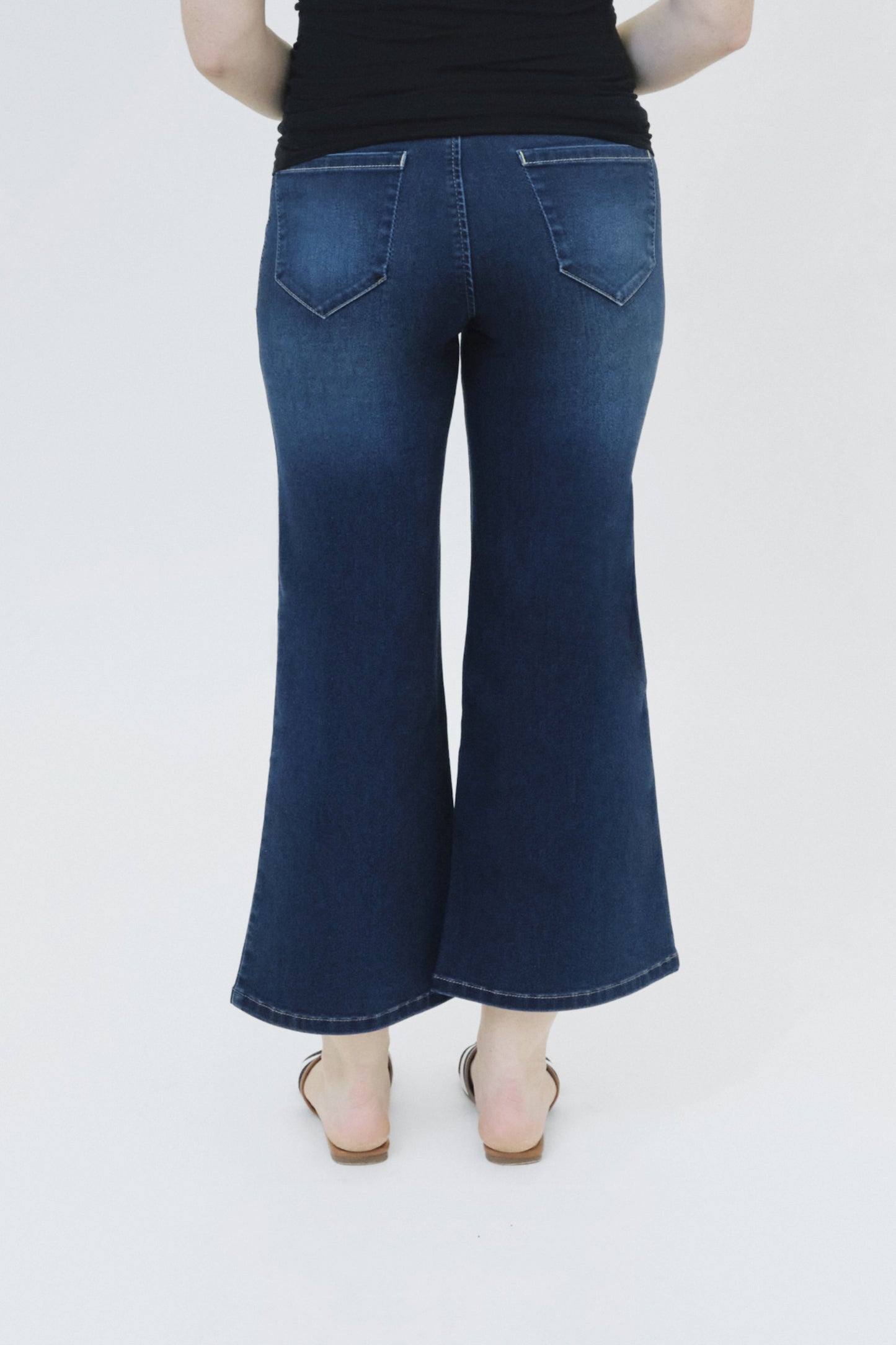 1822 Maternity Wide Leg Jeans