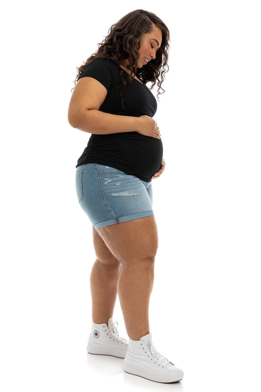 1822 Maternity Plus Size Jean Shorts