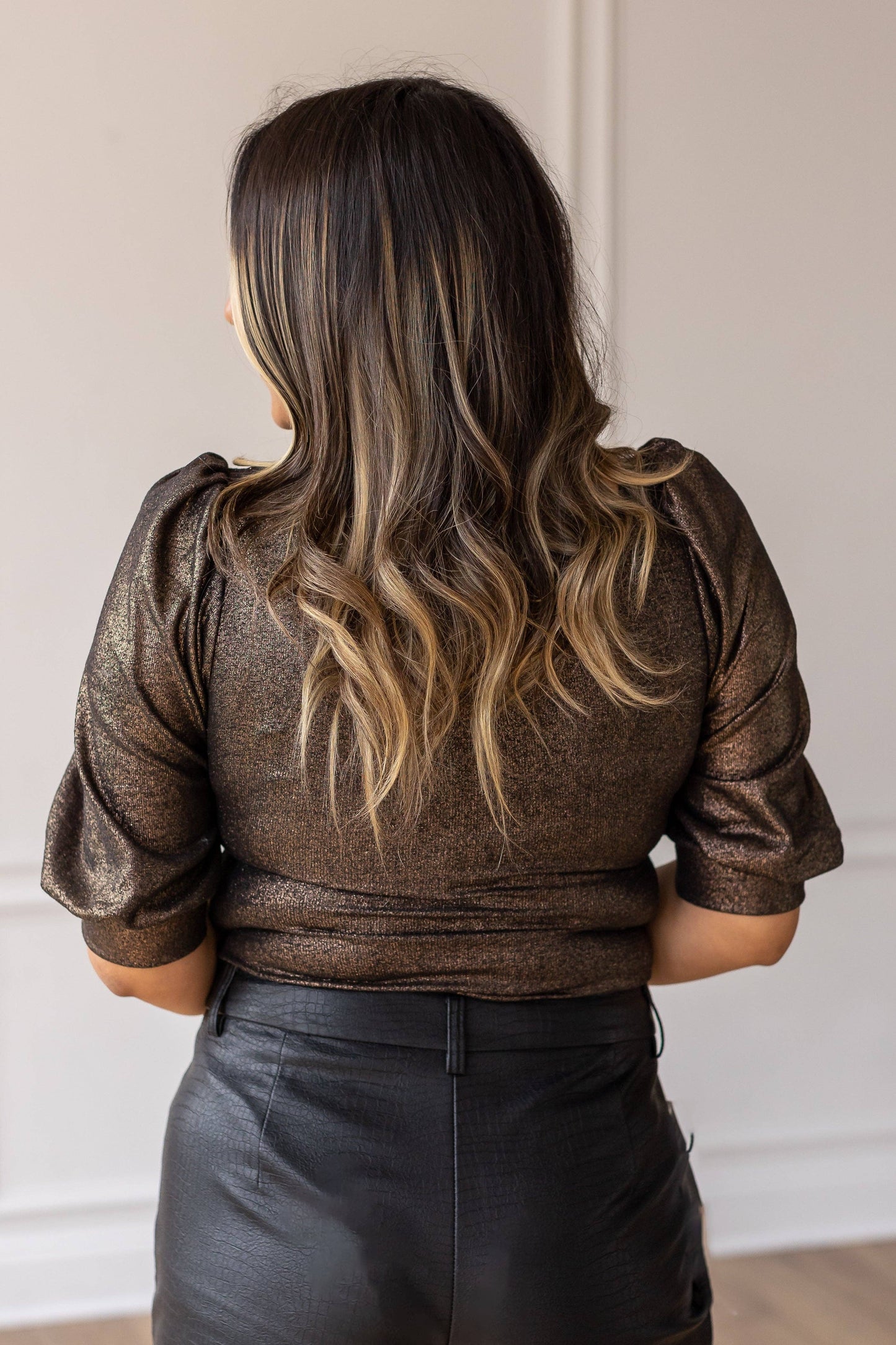 Chic Gold Cutout and Puff Sleeve Bodysuit: Gold