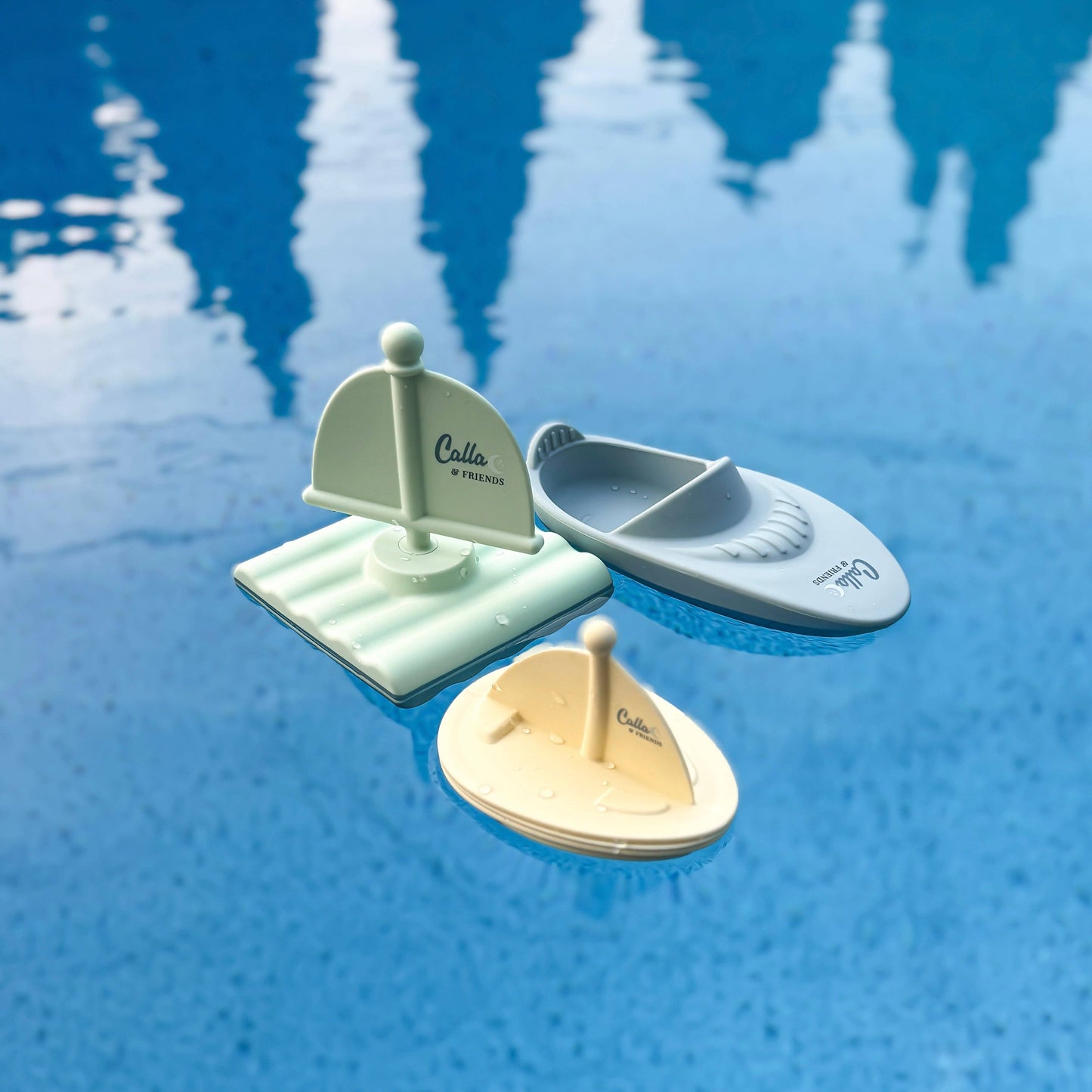 Ryder's Racing Bath Boats: Petal Pink / 1 year or older