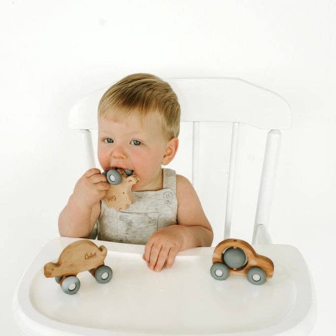 Car Silicone & Beechwood Teether Toy: Petal Pink