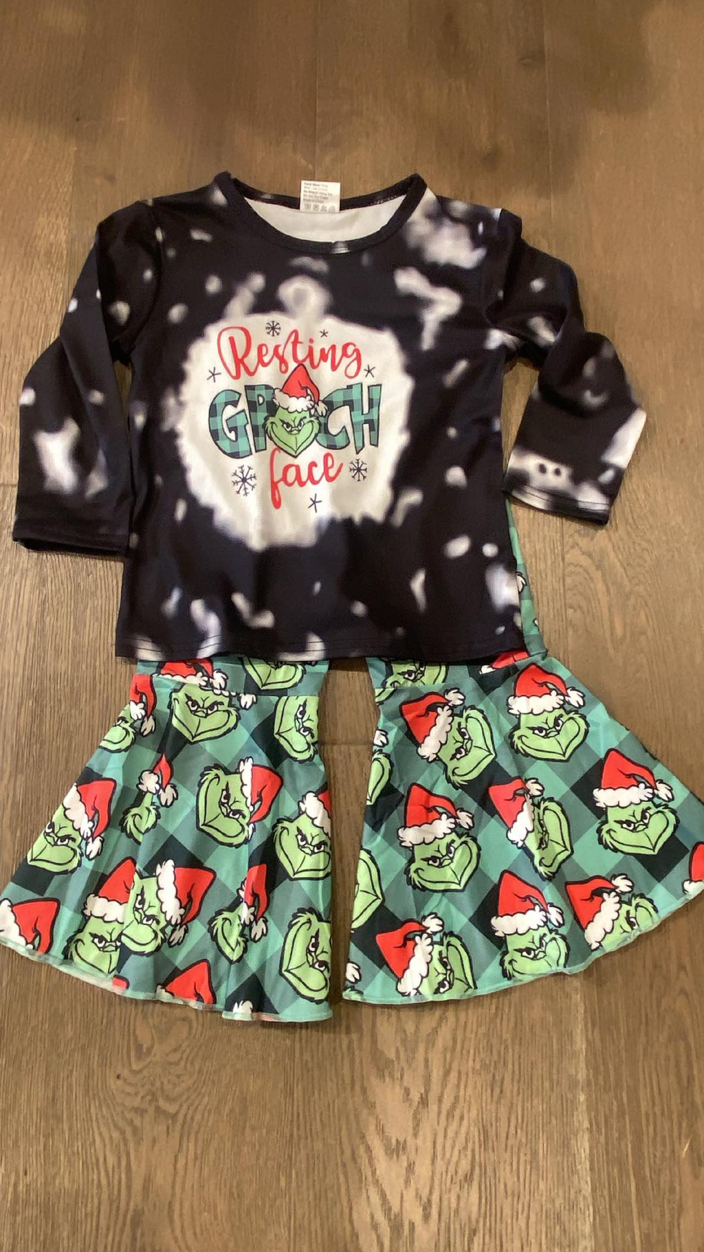 Grinch Bell Bottom Set