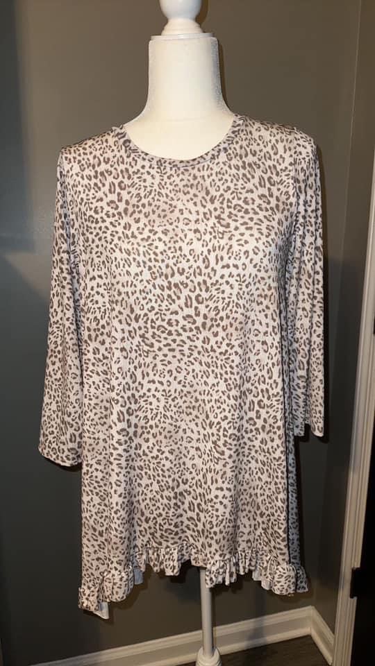 Leopard 3/4 Sleeve Top