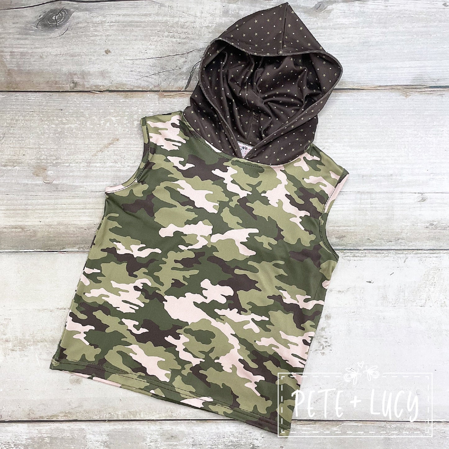 Pete + Lucy Camo Cuties Boy's Short Sleeve Hooded Shirt