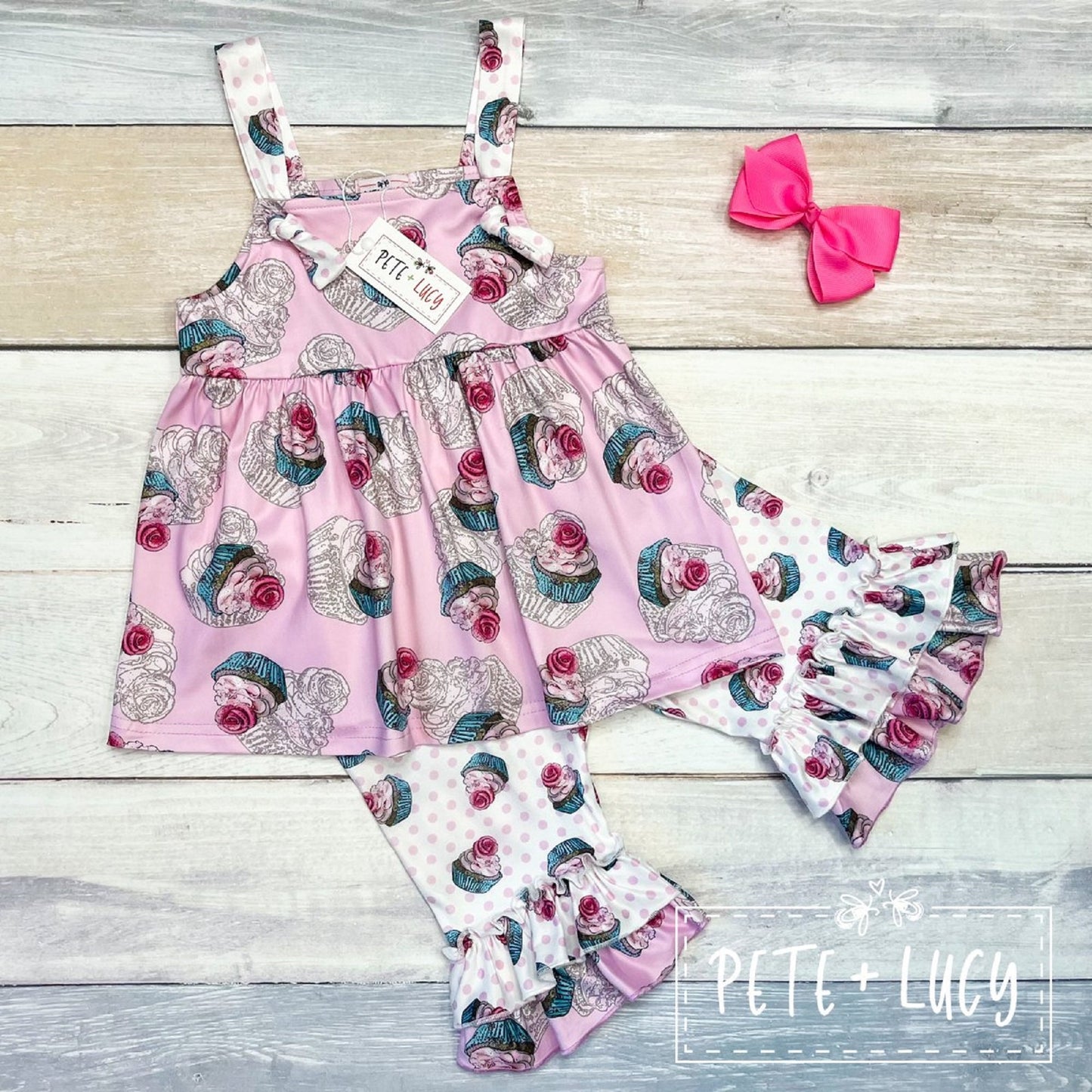 Pete + Lucy Regal Cupcake Capri Set